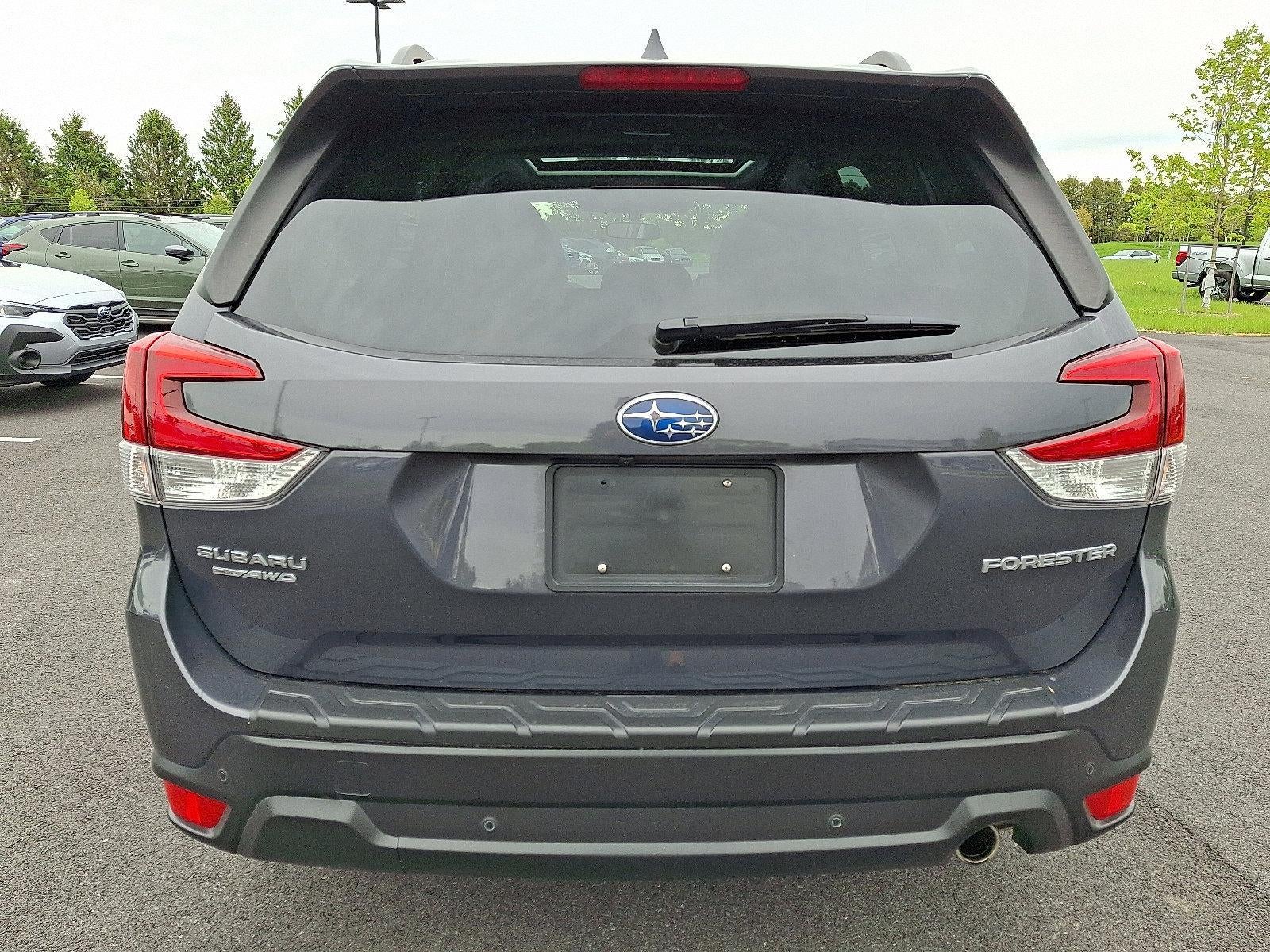 2023 Subaru Forester Limited CVT