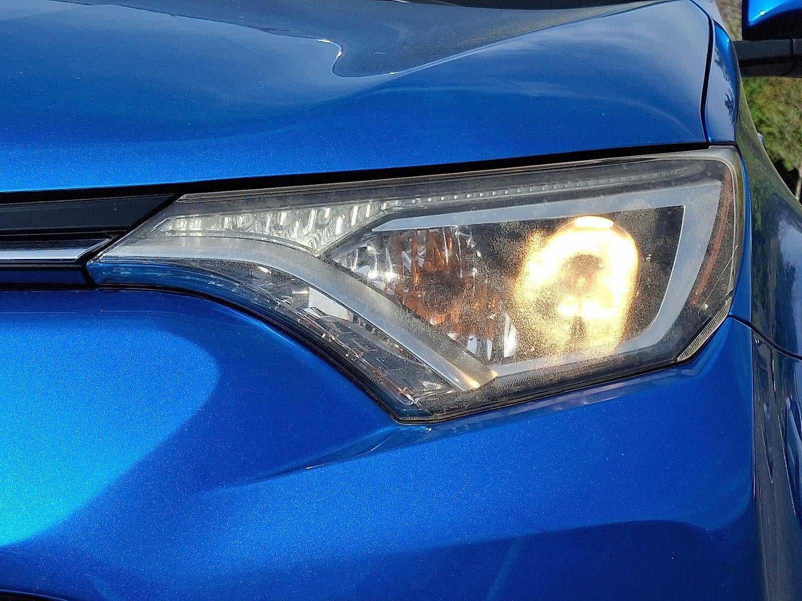 2016 Toyota RAV4 Hybrid AWD 4dr XLE (Natl)