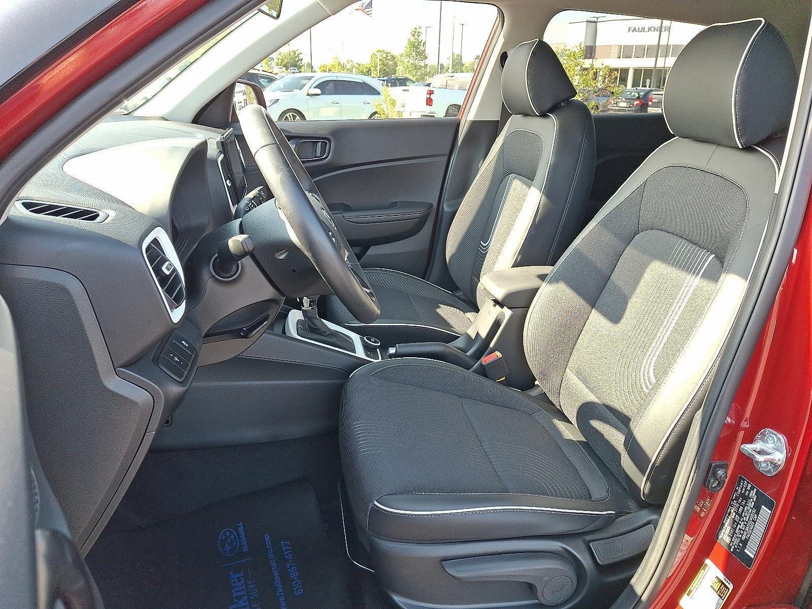2025 Hyundai VENUE Limited IVT