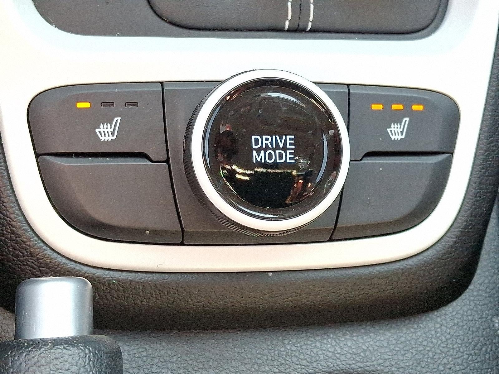 2025 Hyundai VENUE Limited IVT
