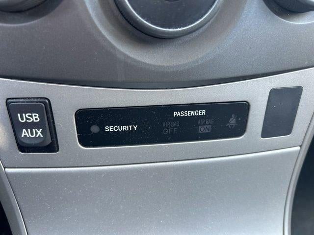 2013 Toyota Corolla 4dr Sdn Auto LE (Natl)