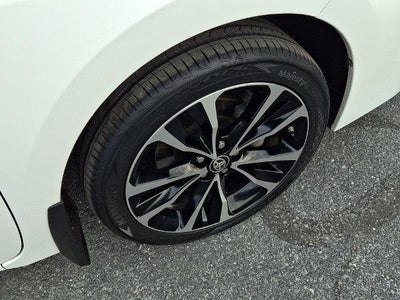 2019 Toyota Corolla SE CVT (Natl)