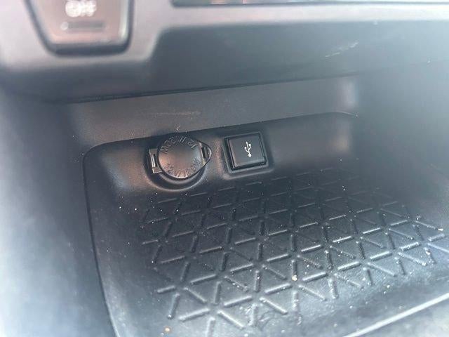 2020 Toyota RAV4 XLE AWD (Natl)