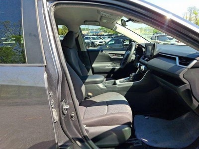 2020 Toyota RAV4 XLE AWD (Natl)