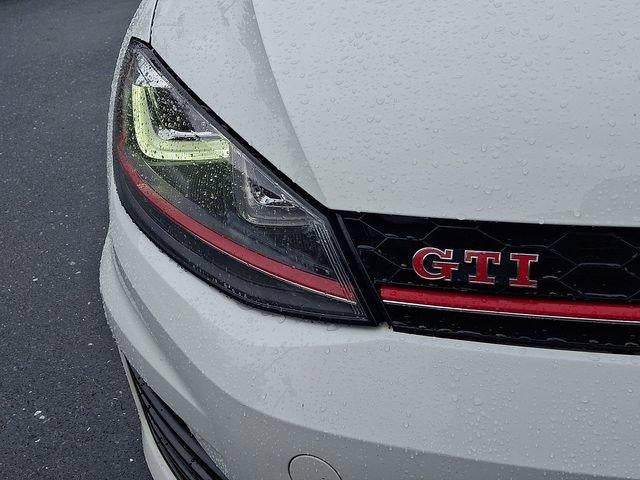2017 Volkswagen Golf GTI 2.0T 4-Door S DSG