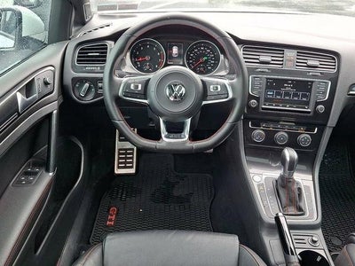 2017 Volkswagen Golf GTI 2.0T 4-Door S DSG