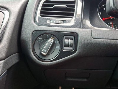 2017 Volkswagen Golf GTI 2.0T 4-Door S DSG