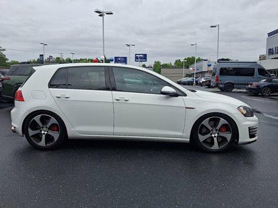 2017 Volkswagen Golf GTI 2.0T 4-Door S DSG