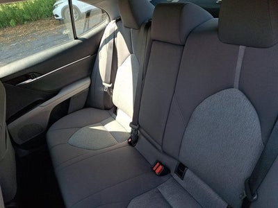 2022 Toyota Camry LE Auto (SE)