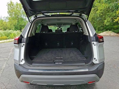 2022 Nissan Rogue AWD SV