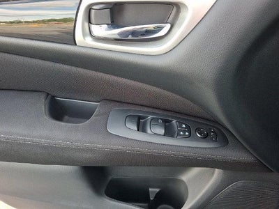 2017 Nissan Pathfinder 4x4 S