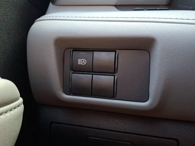 2021 Toyota Highlander L AWD (Natl)