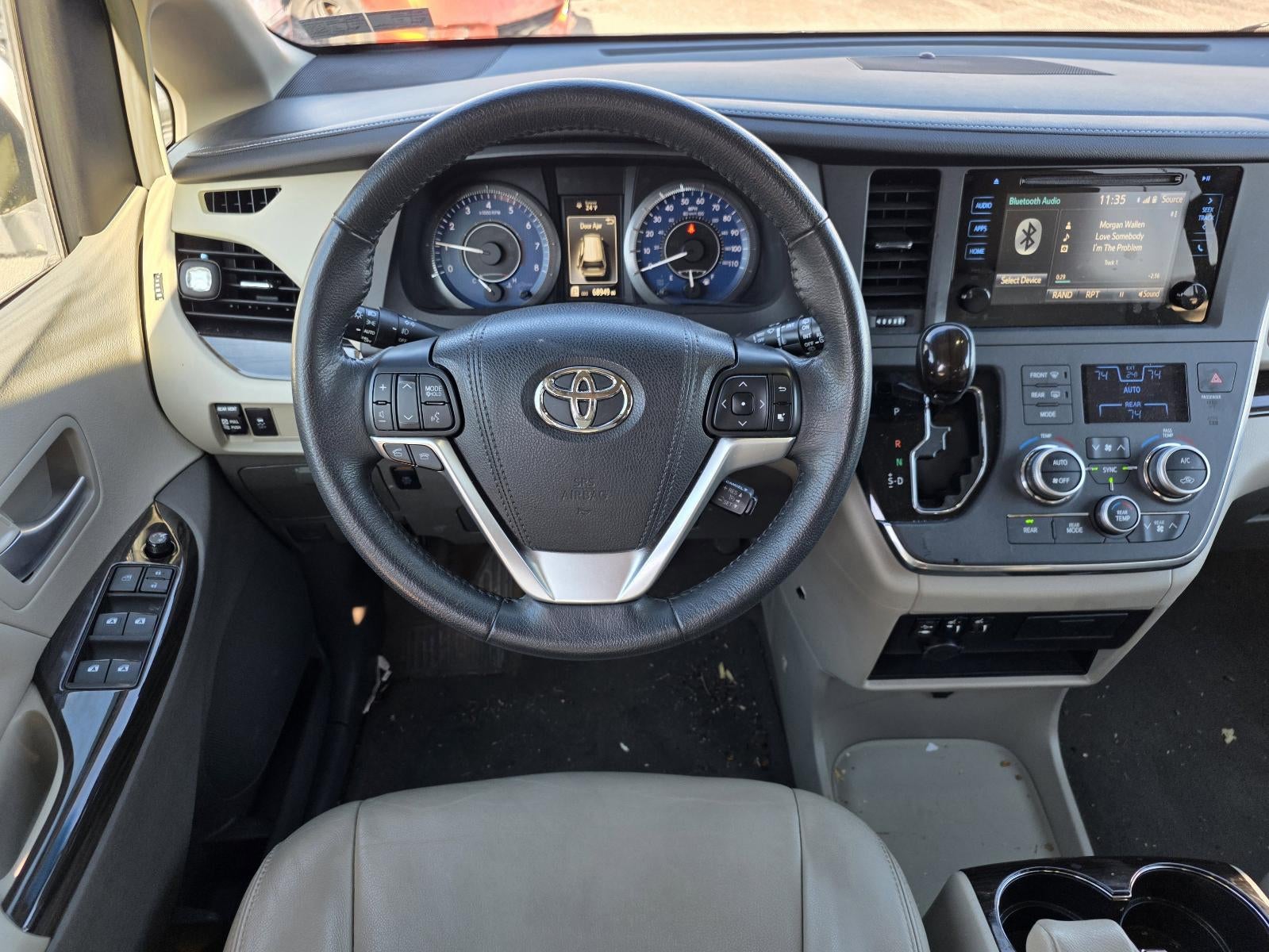 2015 Toyota Sienna 5dr 8-Pass Van XLE FWD (Natl)