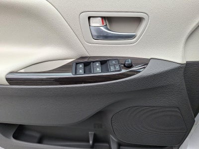 2015 Toyota Sienna 5dr 8-Pass Van XLE FWD (Natl)