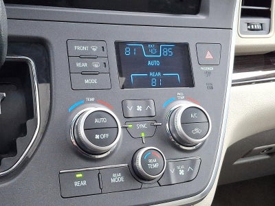 2015 Toyota Sienna 5dr 8-Pass Van XLE FWD (Natl)