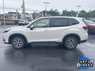 2023 Subaru Forester Premium CVT