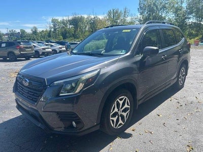 2022 Subaru Forester Premium CVT