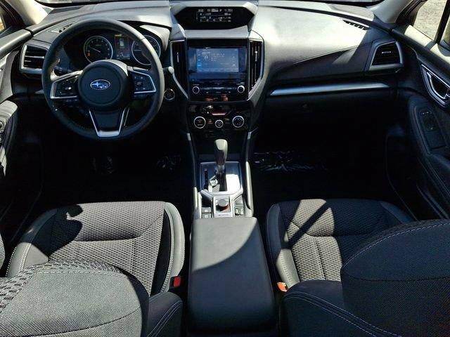 2023 Subaru Forester Premium CVT