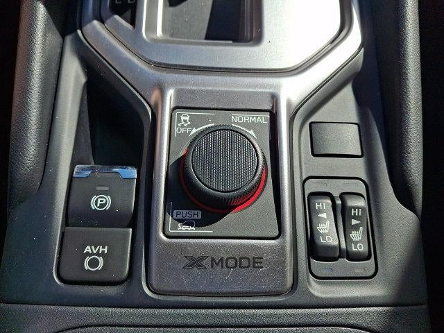 2023 Subaru Forester Premium CVT