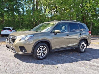 2023 Subaru Forester Premium CVT