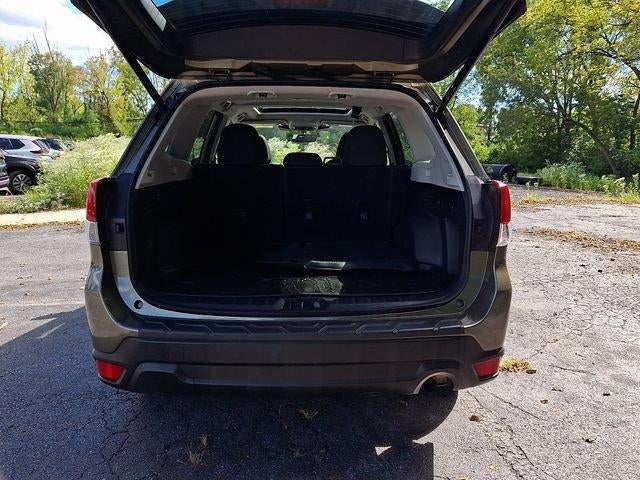 2023 Subaru Forester Premium CVT