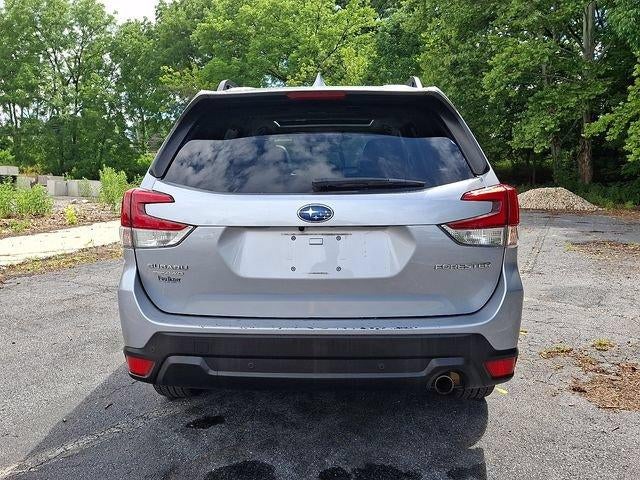 2022 Subaru Forester Limited CVT