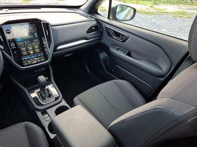 2025 Subaru Forester Premium AWD