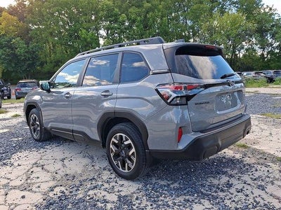 2025 Subaru Forester Premium AWD