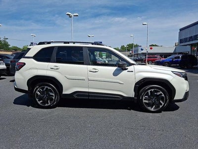 2025 Subaru Forester Limited Hybrid AWD