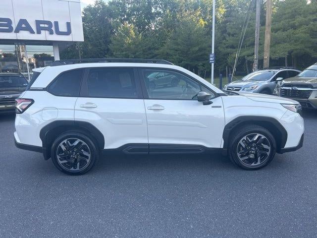 2025 Subaru Forester Limited Hybrid AWD