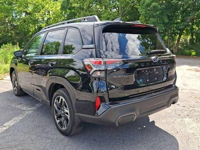 2025 Subaru Forester Limited Hybrid AWD