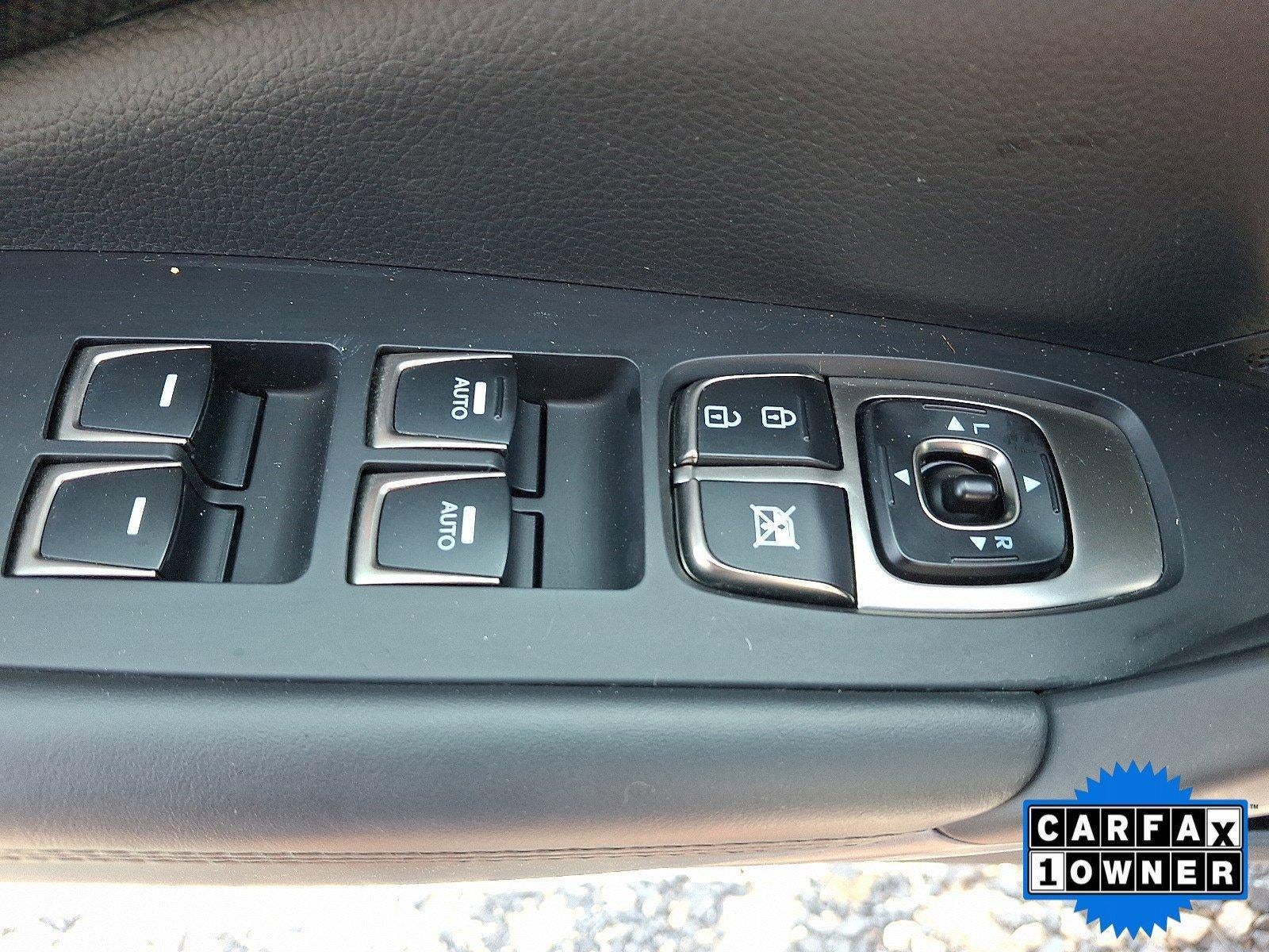 2013 Hyundai AZERA 4dr Sdn