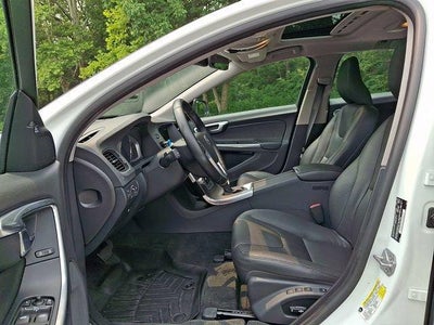 2016 Volvo V60 4dr Wgn T5 Premier AWD