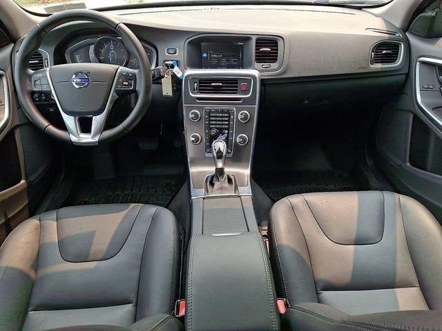 2016 Volvo V60 4dr Wgn T5 Premier AWD