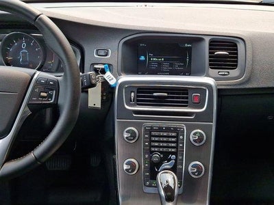 2016 Volvo V60 4dr Wgn T5 Premier AWD