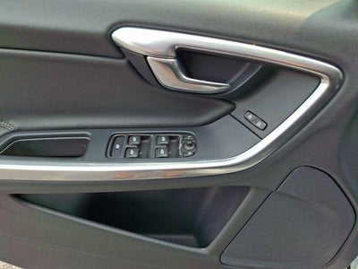 2016 Volvo V60 4dr Wgn T5 Premier AWD