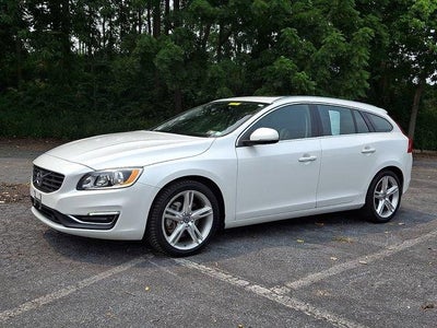 2016 Volvo V60 4dr Wgn T5 Premier AWD