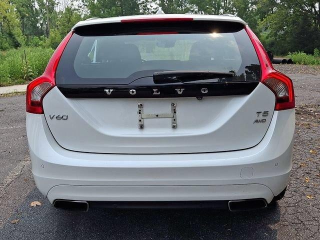 2016 Volvo V60 4dr Wgn T5 Premier AWD