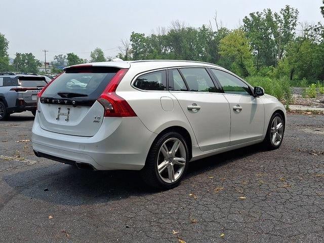 2016 Volvo V60 4dr Wgn T5 Premier AWD