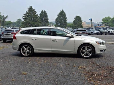 2016 Volvo V60 4dr Wgn T5 Premier AWD