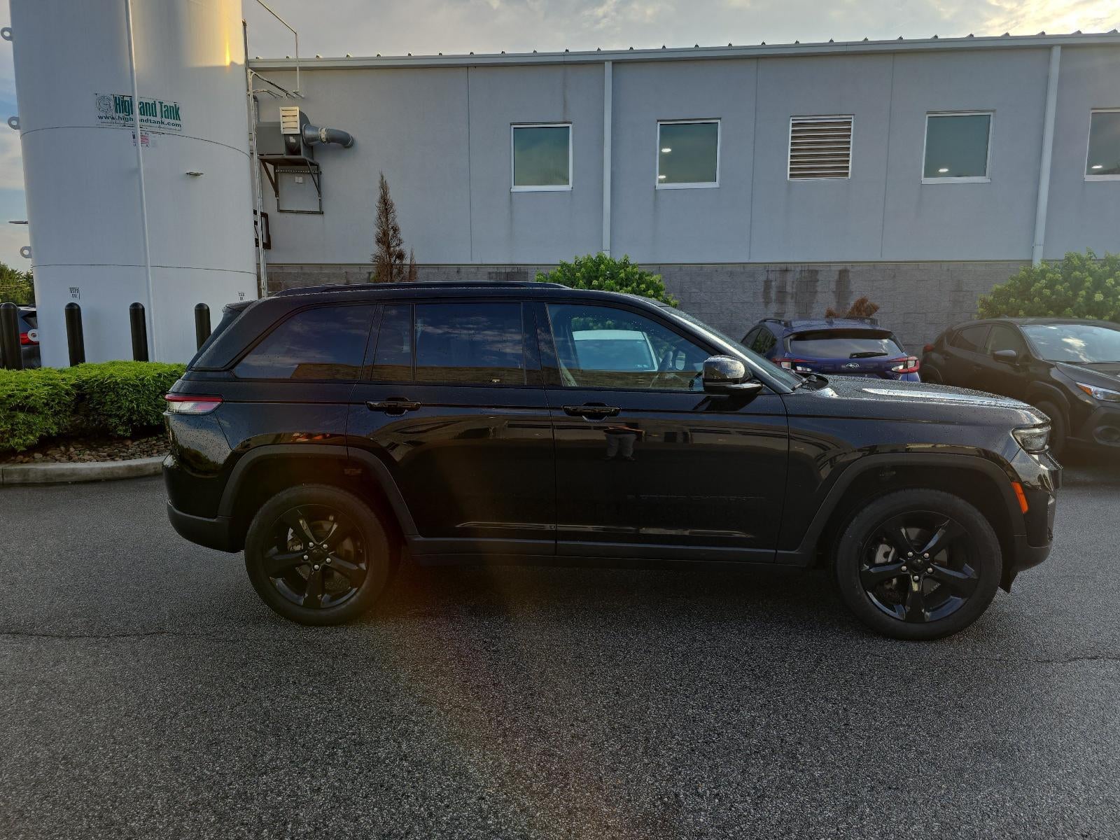 2023 Jeep Grand Cherokee Altitude 4x4