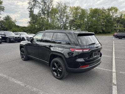 2023 Jeep Grand Cherokee Altitude 4x4