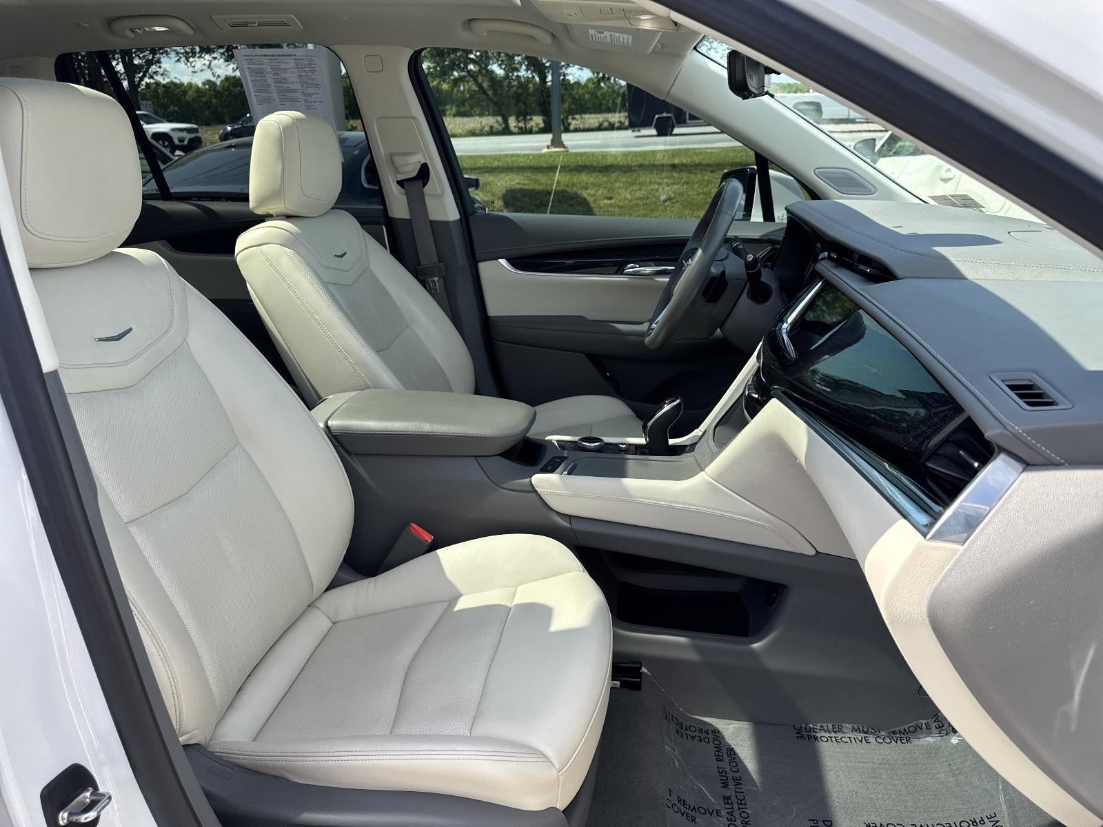2022 Cadillac XT6 AWD 4dr Premium Luxury