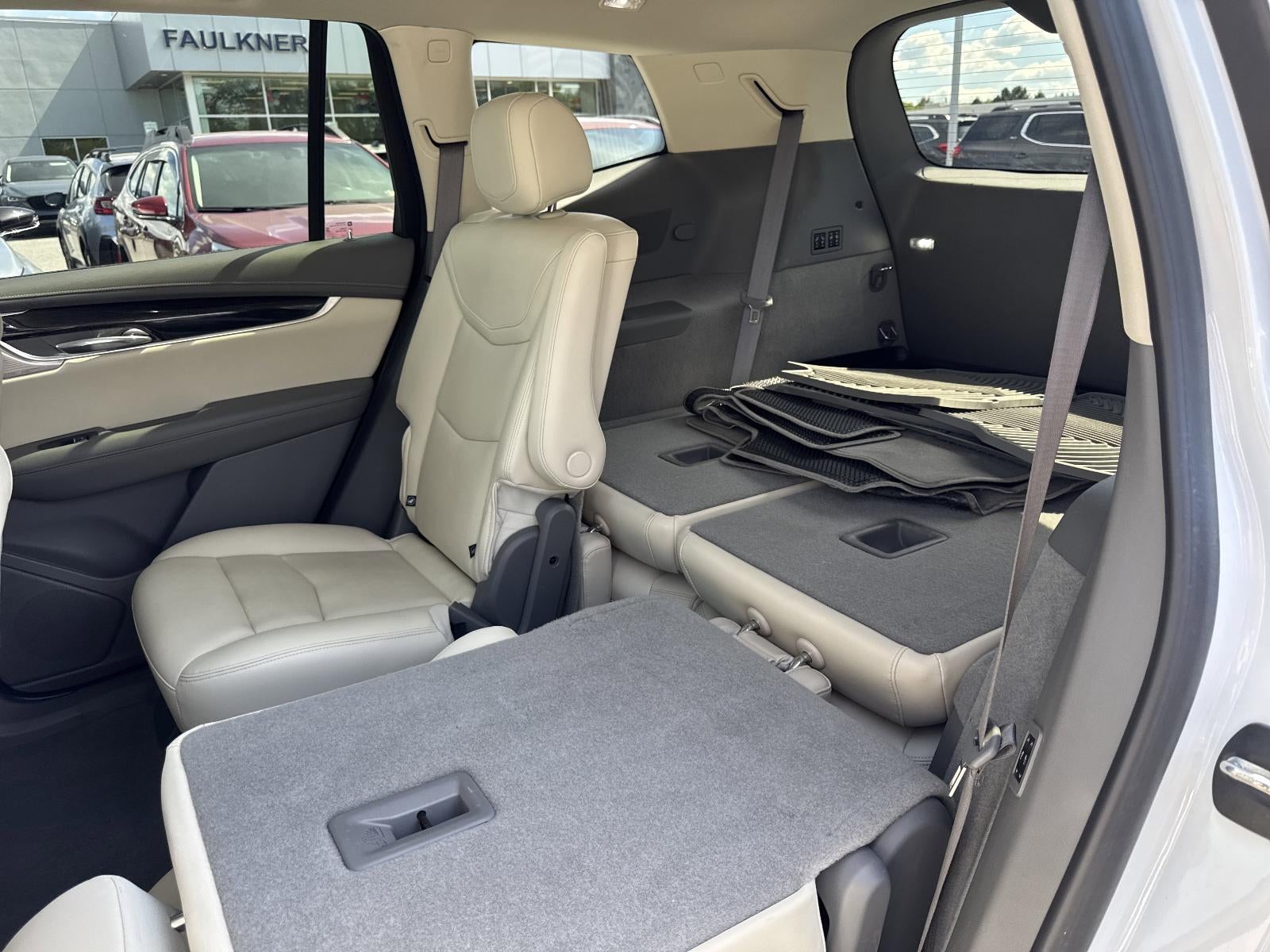 2022 Cadillac XT6 AWD 4dr Premium Luxury