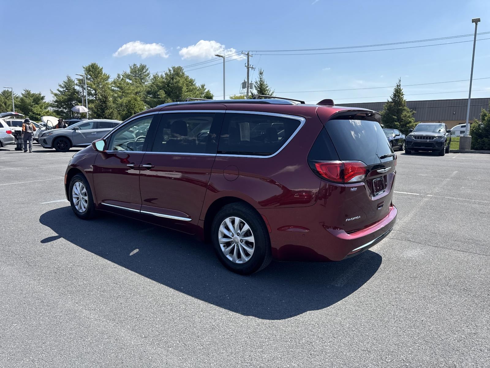 2018 Chrysler Pacifica Touring L FWD