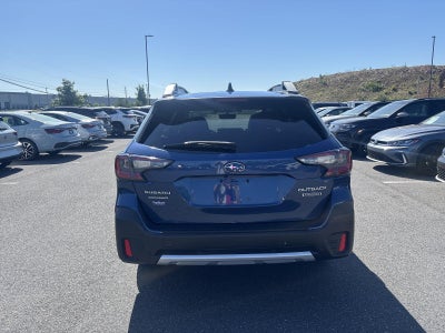 2022 Subaru Outback Touring CVT