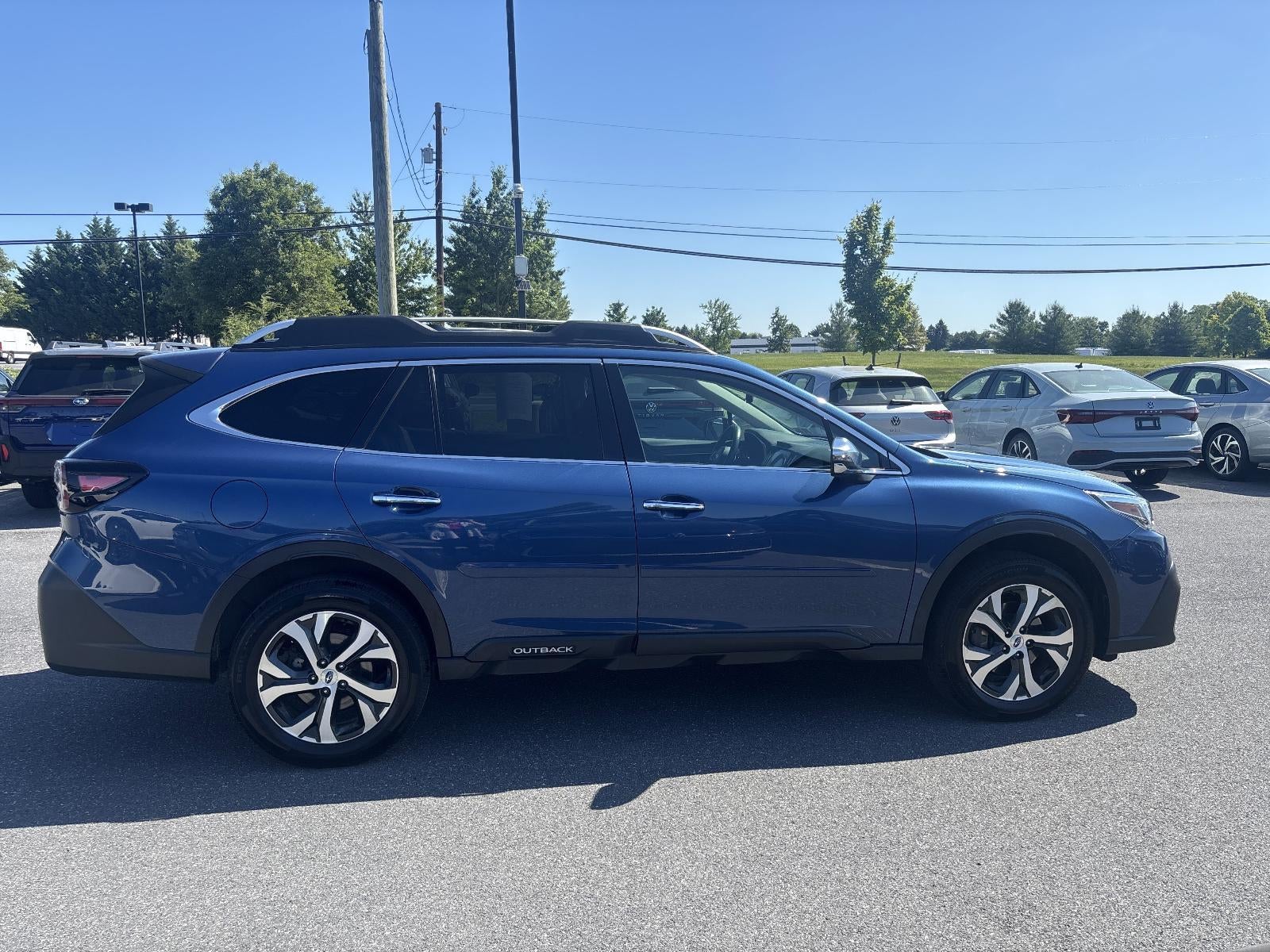 2022 Subaru Outback Touring CVT