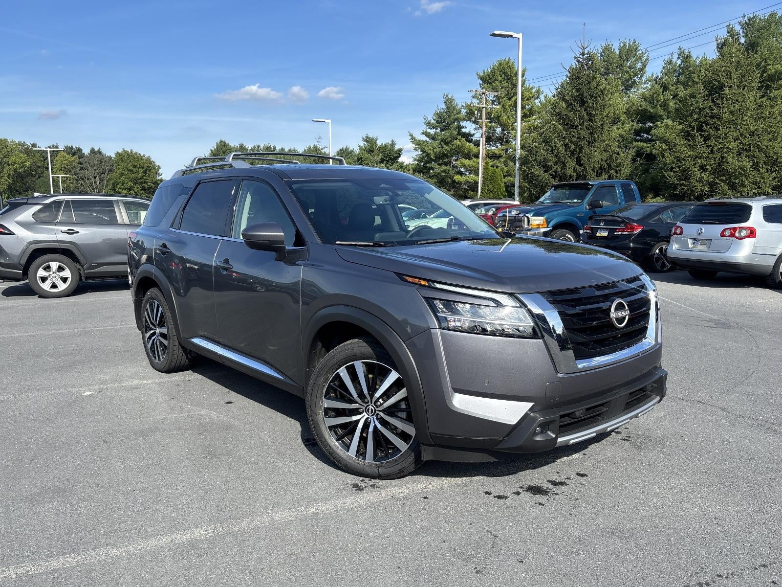 2024 Nissan Pathfinder Platinum 4WD