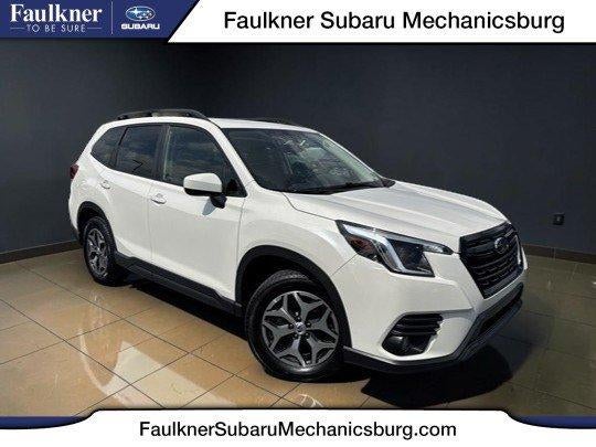 2023 Subaru Forester Premium CVT