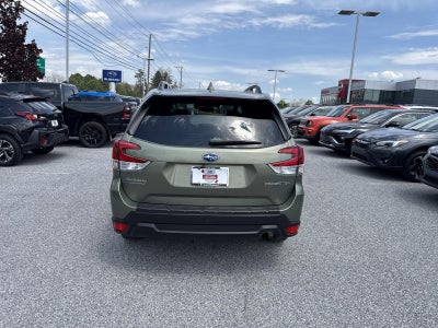 2021 Subaru Forester Premium CVT